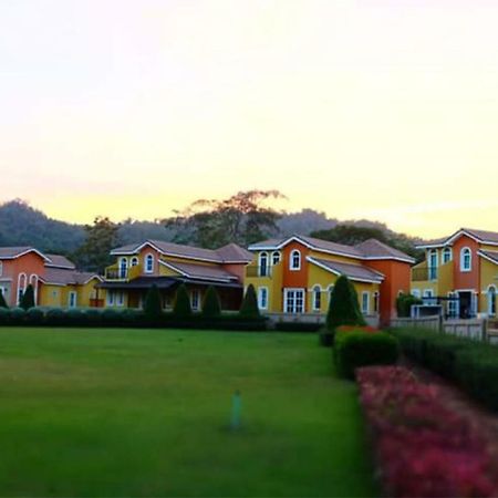 Stella Pool Villa At Marino Khaoyai Nong Nam Daeng Exteriör bild